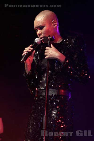 SKUNK ANANSIE - 2009-11-20 - PARIS - Elysee Montmartre - 
